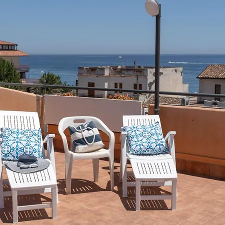 La Terrazza Di Sara 아파트